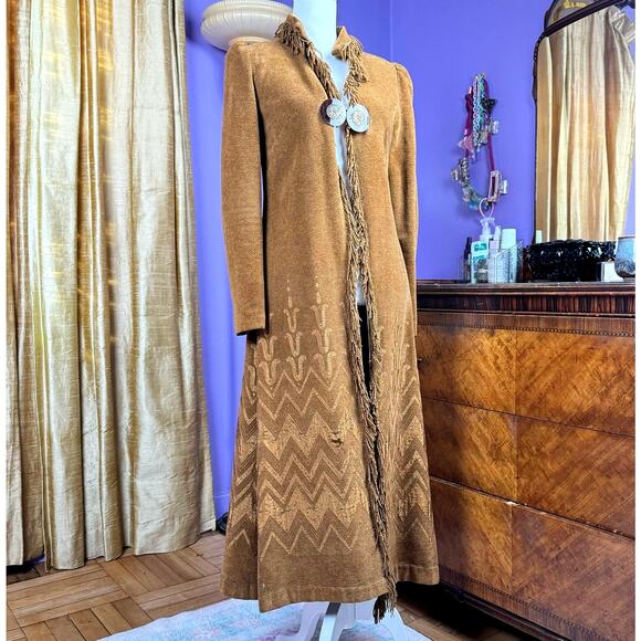 Vintage 70 Maxi Tapestry Coat size S  🛸 Fringe detailing geometric pattern - Picture 1 of 10